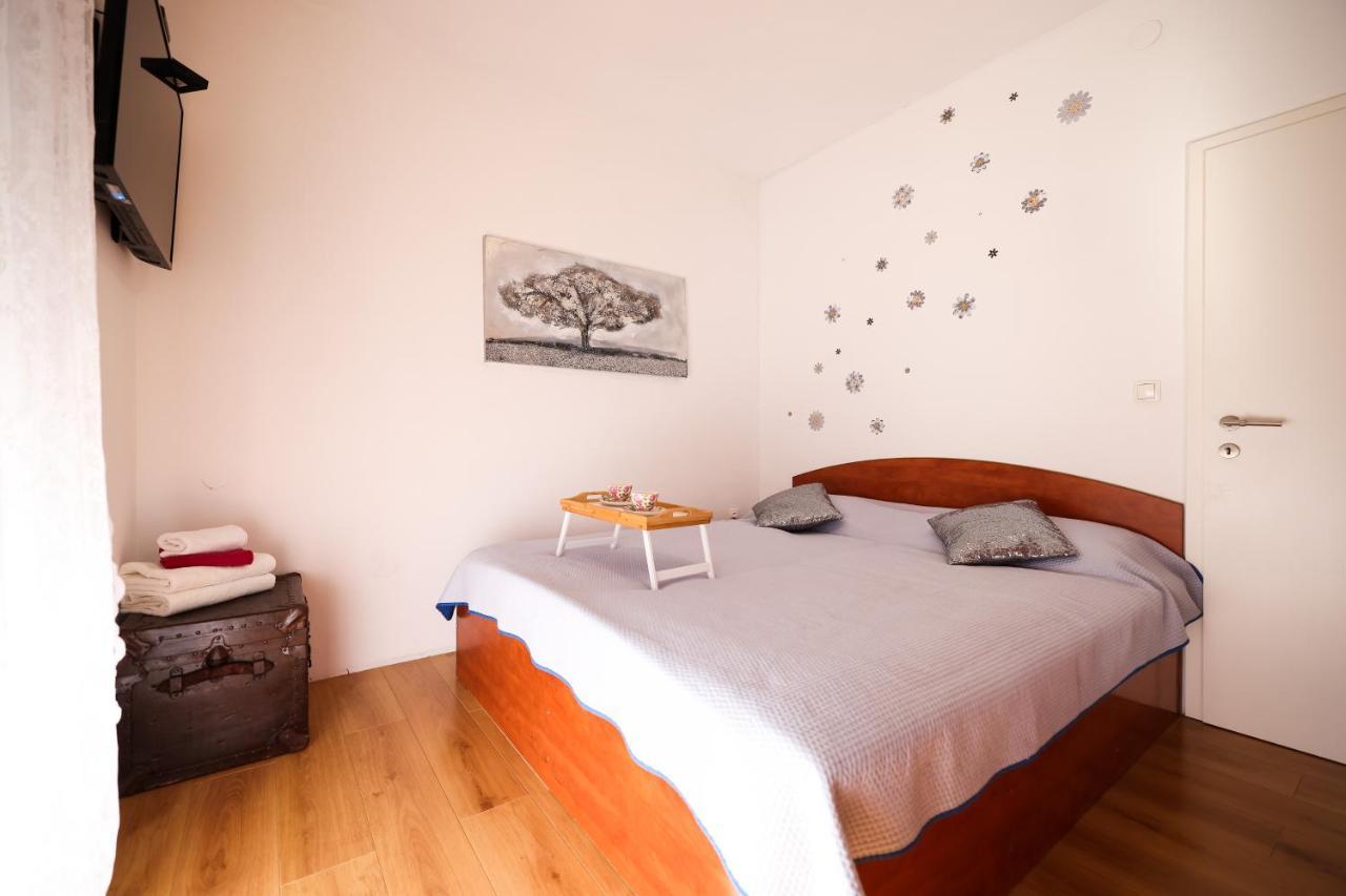 Apartman Heder Zadar Bagian luar foto