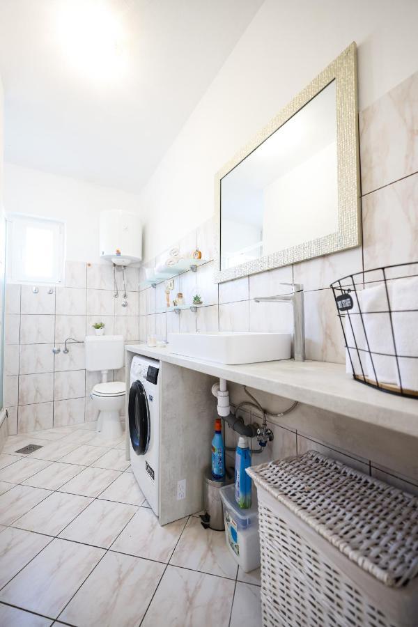 Apartman Heder Zadar Bagian luar foto