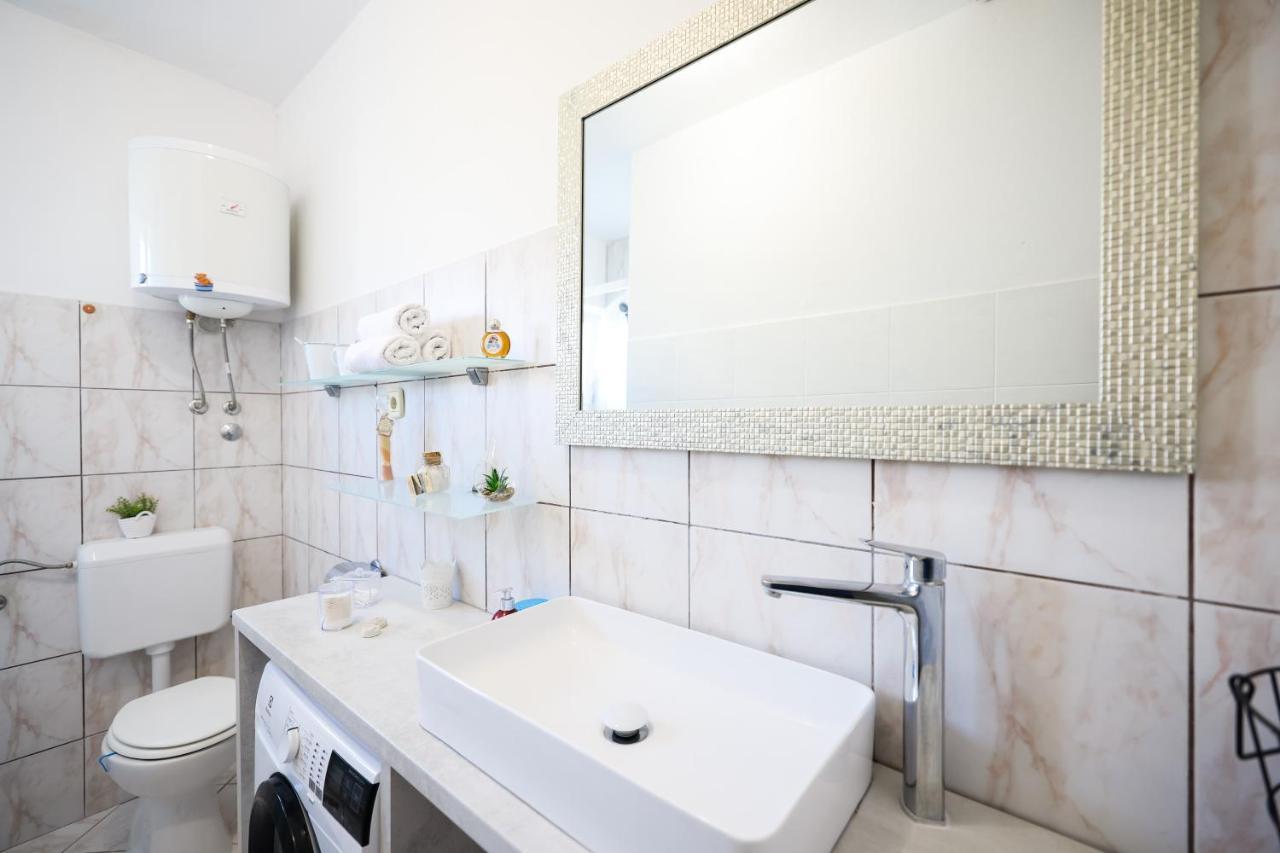 Apartman Heder Zadar Bagian luar foto