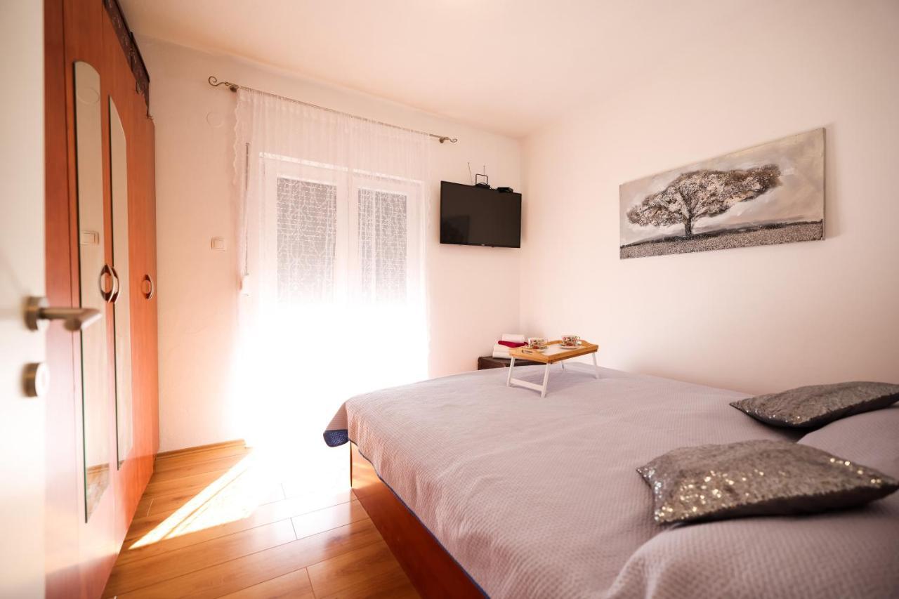 Apartman Heder Zadar Bagian luar foto